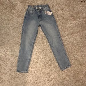 RESERVED FOR AVA. DO NOT BUY.